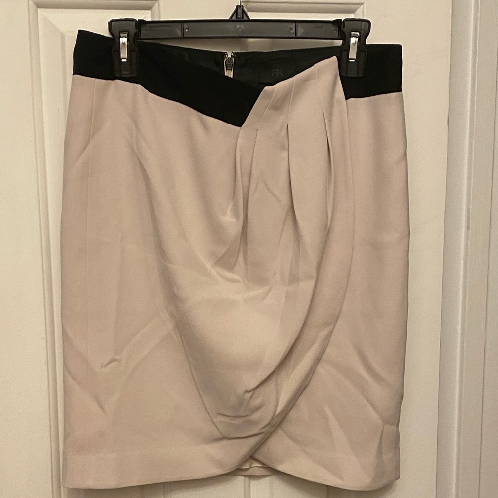 Banana Republic Black Label skirt, size 8